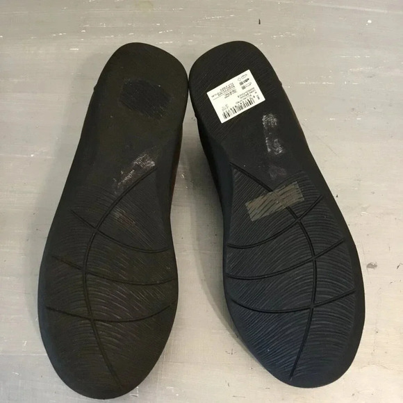 Clarks Women's CloudSteppers Sillian  Intro Flat SZ 7 W - Picture 11 of 11